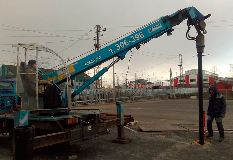 Устройство фундамента навеса над перроном ж/д станции