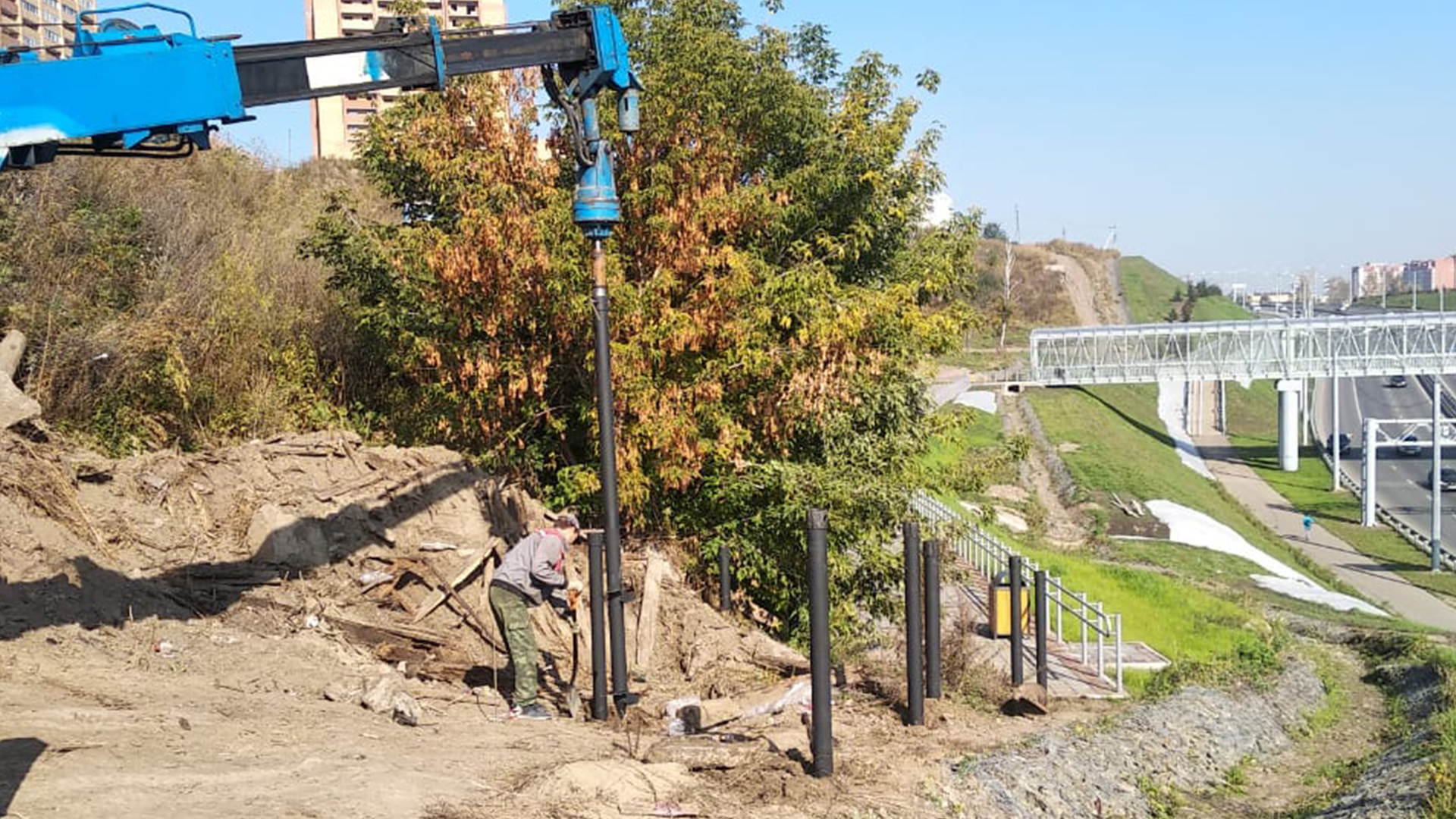 Строительство лестничного схода на винтовых сваях 1 Строительство лестничного схода на винтовых сваях 1