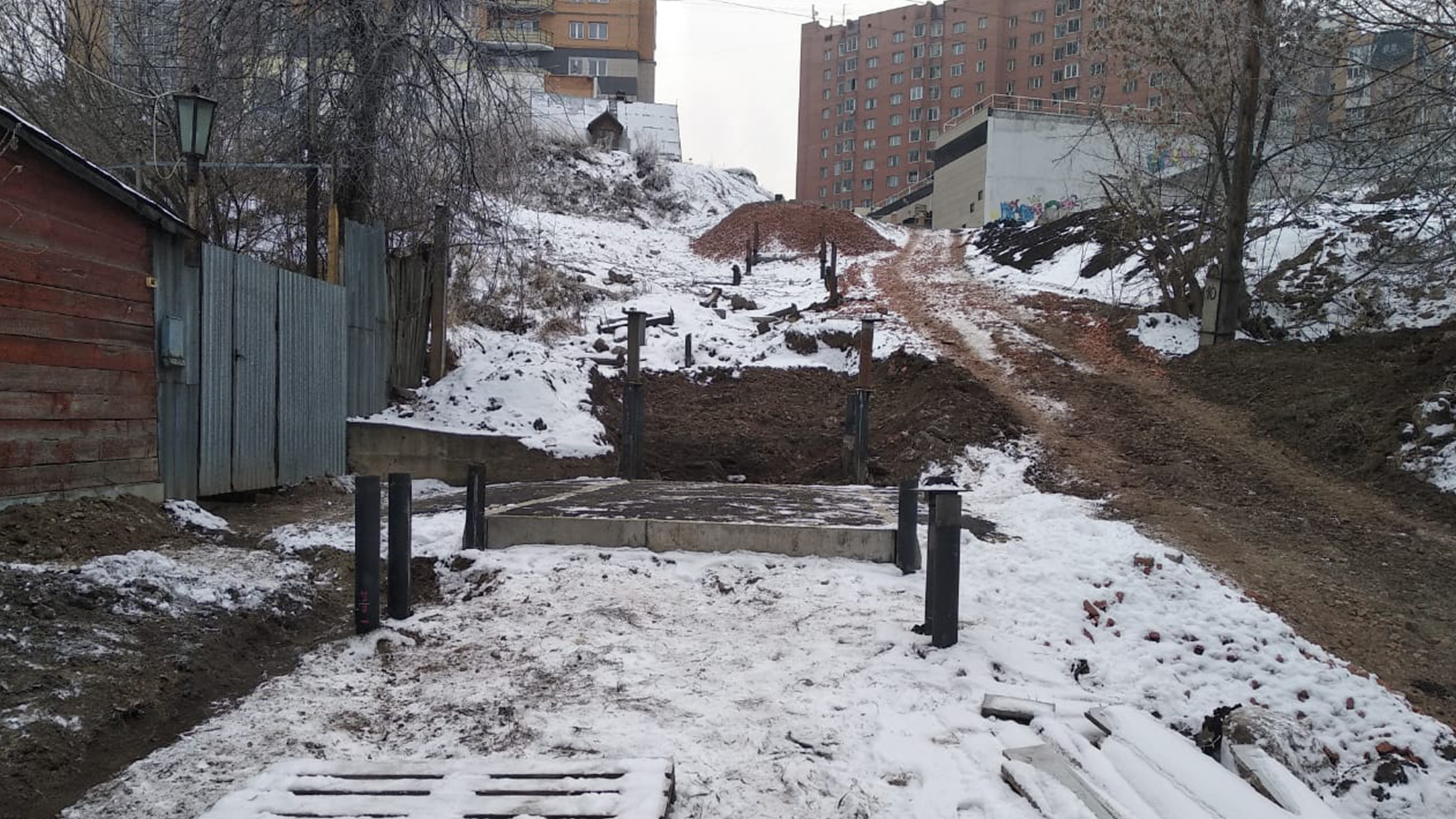 Строительство лестничного схода на винтовых сваях 3 Строительство лестничного схода на винтовых сваях 3