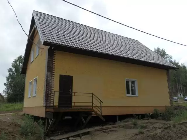 Дом каркасно-щитовой 9х9 м Дом каркасно-щитовой 9х9 м