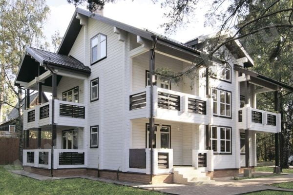 Дом из клееного бруса БД-83-1-422 Дом из клееного бруса БД-83-1-422