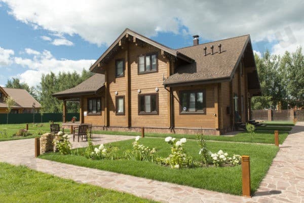 Дом из клееного бруса БД-136-1-295 Дом из клееного бруса БД-136-1-295