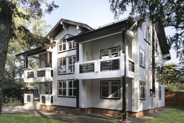 Дом из клееного бруса БД-83-1-422 Дом из клееного бруса БД-83-1-422