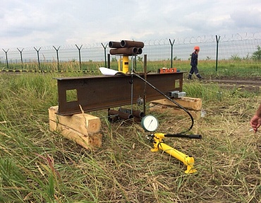 Определение несущей способности винтовых свай в фундаменте заправочной станции статической вдавливающей нагрузкой