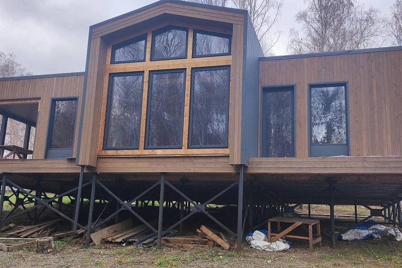 Дом каркасно-щитовой 14х14 м