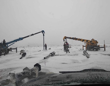 Проектирование, испытания и установка винтовых свай для тепличного комбината «Обской»