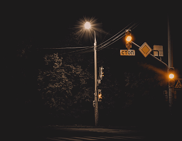 Реконструкция автодороги: выбор конструкции фундамента опор освещения 