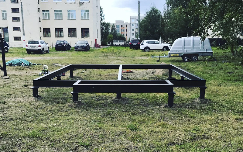 Модульное здание учебно-тренировочного центра на винтовых сваях 2