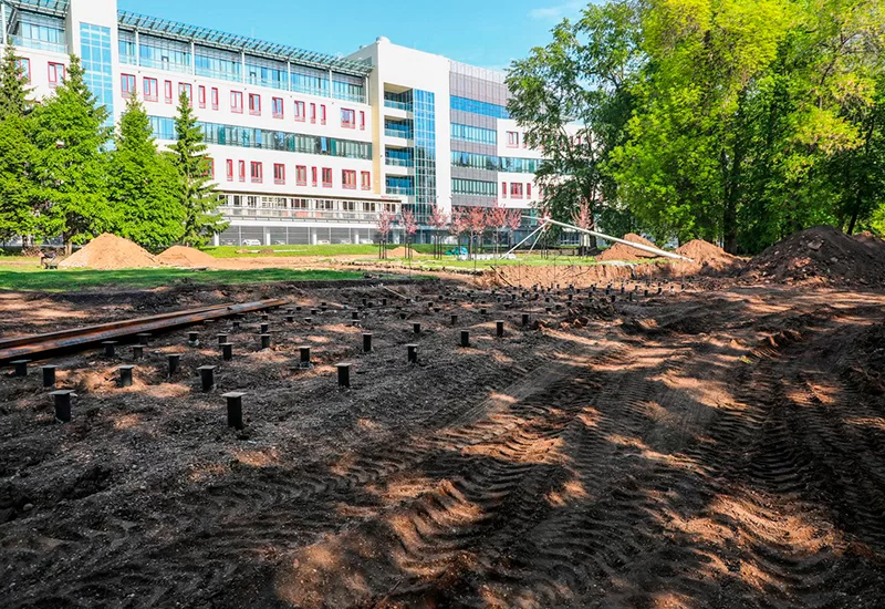 Фундамент из винтовых свай для амфитеатра