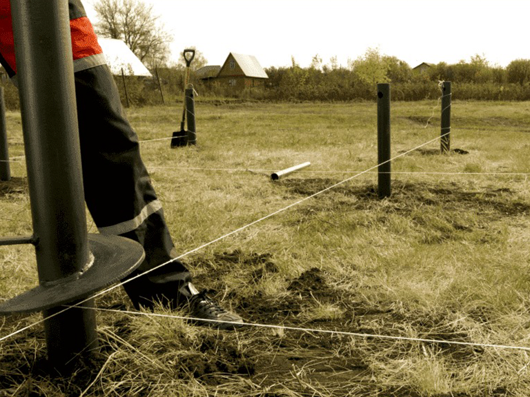 Установка винтовых свай своими руками 11