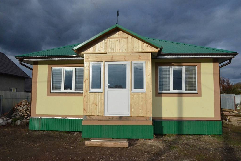 Дом каркасно-щитовой 8х10 м